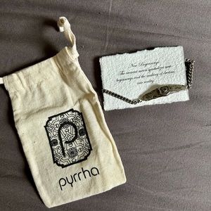 Pyrrha new beginnings bar bracelet